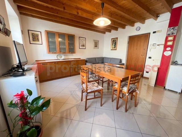 Appartamento in vendita a Grezzana, Veneto