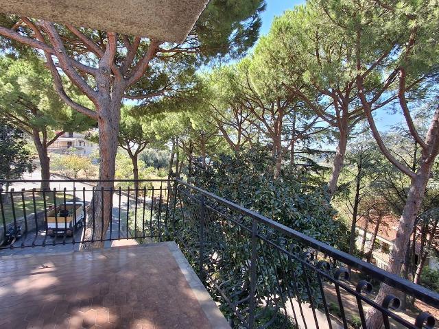 Appartamento in vendita a Borghetto San Nicolò, Bordighera