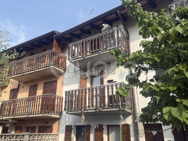Appartamento in vendita a Sant'Osvaldo, Reana Del Roiale