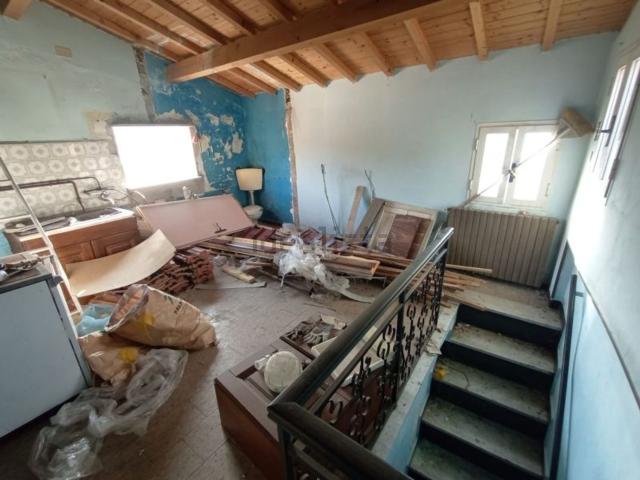 Appartamento in vendita a Lucinasco, Liguria