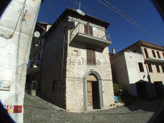 Appartamento in vendita a Carsoli, Abruzzo