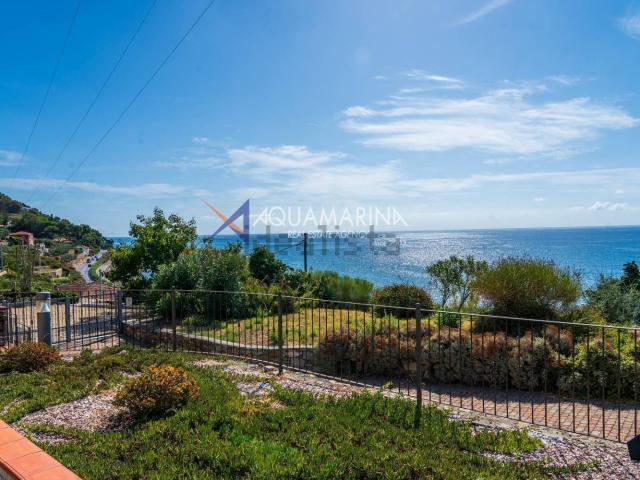 Appartamento in vendita a Cipressa, Liguria