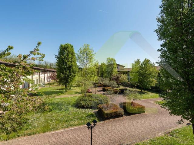 Appartamento in vendita a Liscate, Lombardia
