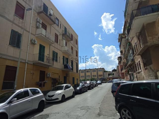 Appartamento in vendita a Il Tirone, Messina