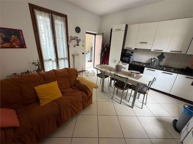 Appartamento in vendita a Cesano Maderno, Lombardia
