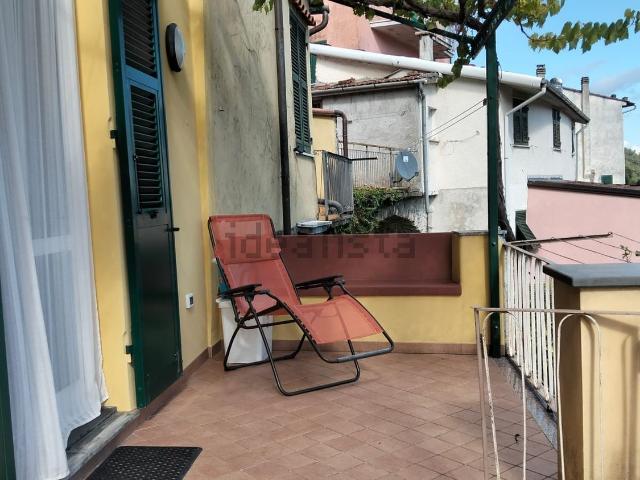 Appartamento in vendita a Carro, Liguria