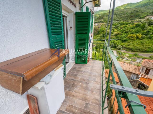 Appartamento in vendita a Baiardo, Liguria