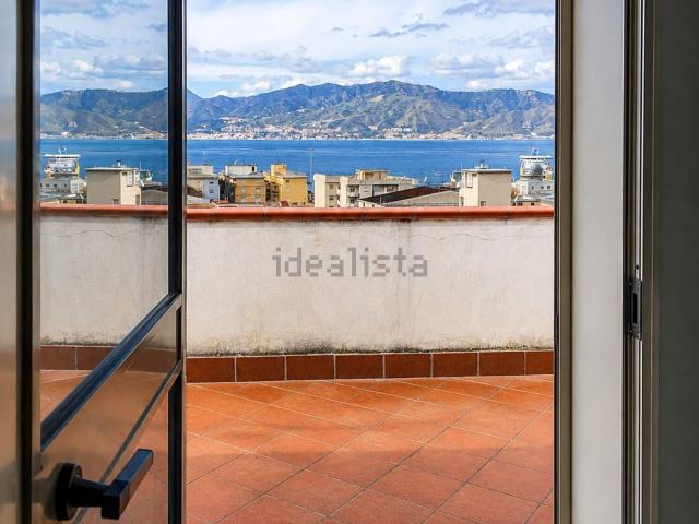 Appartamento in vendita a Calabria, Reggio Calabria