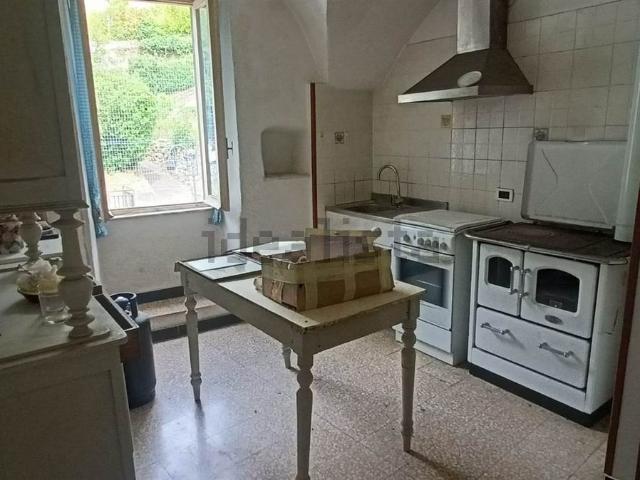 Appartamento in vendita a Rocchetta Nervina, Liguria