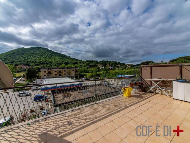 Appartamento in vendita a Poggio Nativo, Lazio