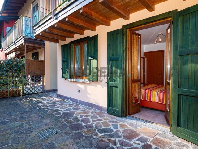 Appartamento in vendita a Cerete, Lombardia