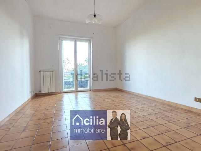 Appartamento in vendita a Axa, Roma Capitale