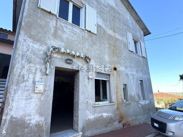 Appartamento in vendita a Montegridolfo, Reggio Emilia