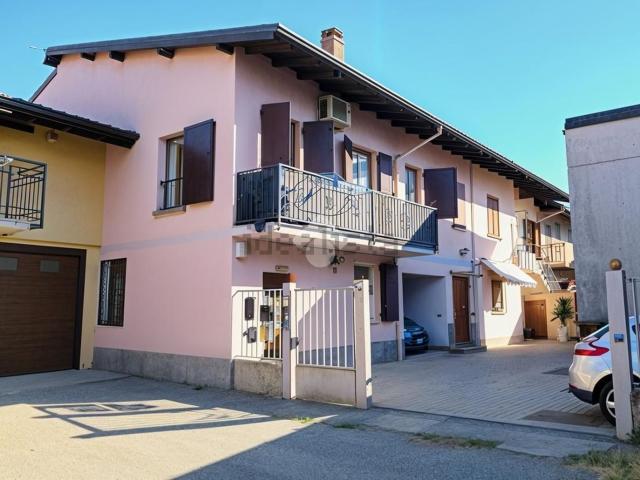 Appartamento in vendita a Mornera, Mozzate