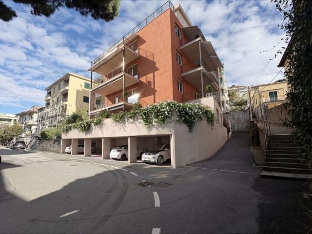 Appartamento in vendita a Pozzuolo Alto, Celle Ligure