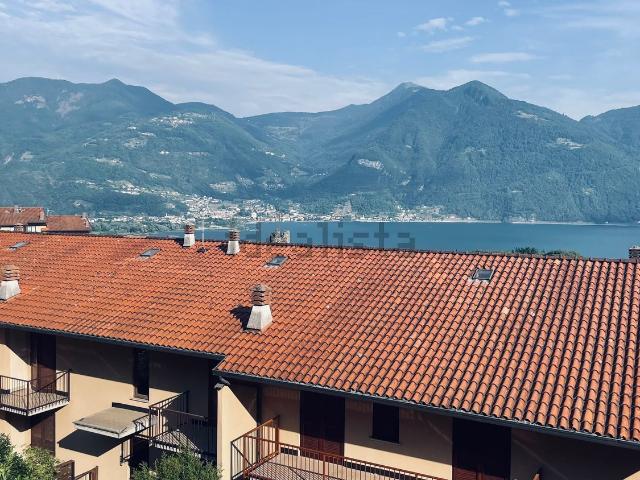 Appartamento in vendita a Carassone, Lovere