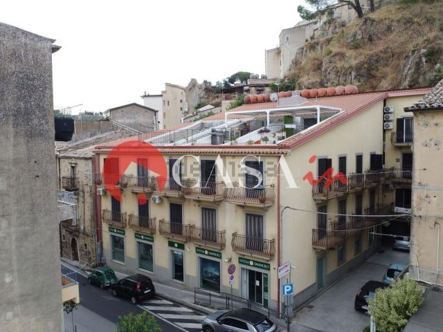 Appartamento in vendita a Nicosia, Enna