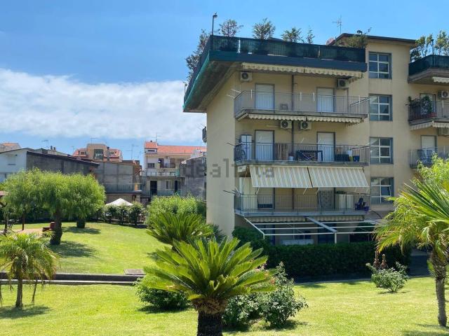 Appartamento in vendita a Roccalumera, Sicilia
