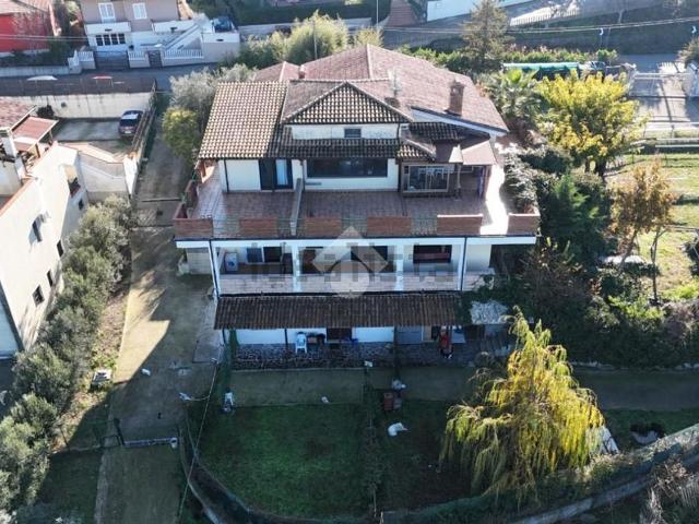 Appartamento in vendita a Roseto Degli Abruzzi, Abruzzo
