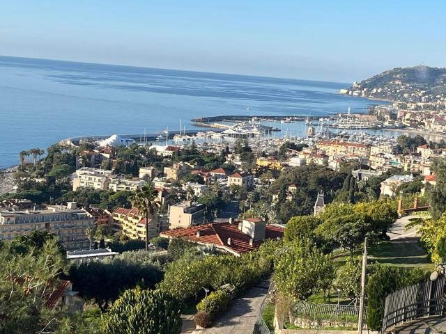 Attico in vendita a Poggio di Sanremo, San Remo