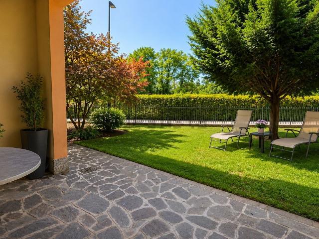 Appartamento in vendita a Usmate Velate, Usmate