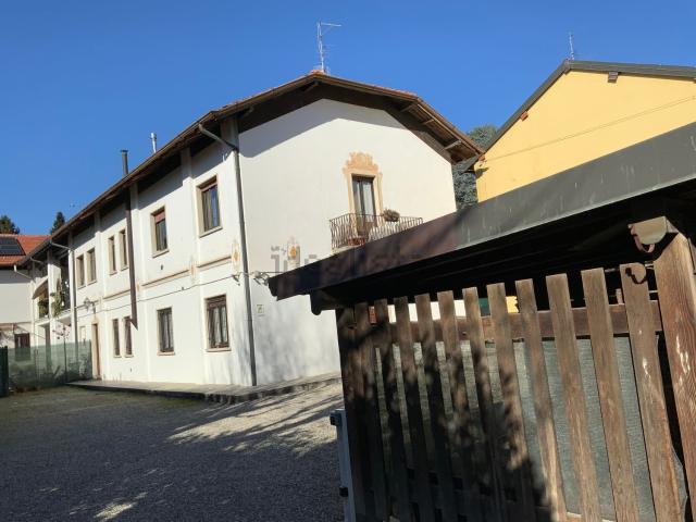 Appartamento in vendita a Gallarate, Lombardia
