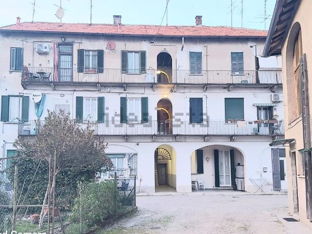 Appartamento in vendita a Rovellasca, Como