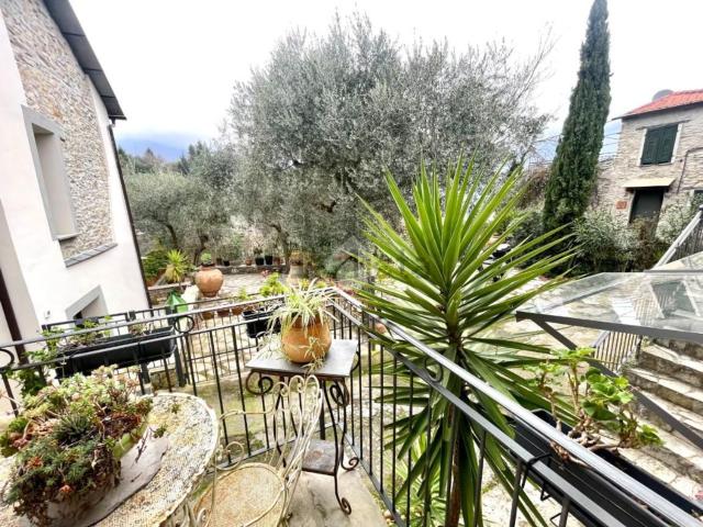 Appartamento in vendita a Borgomaro, Liguria