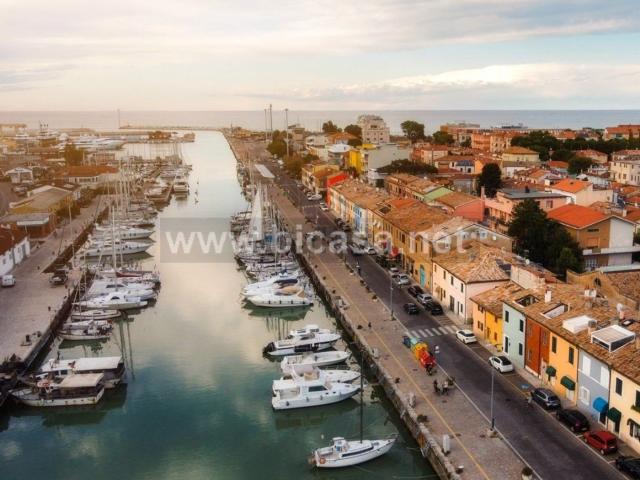 Appartamento in vendita a Centro Storico, Marche
