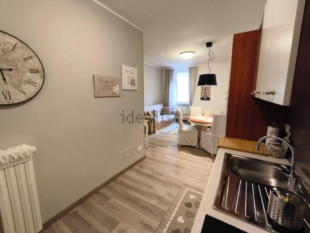 Appartamento in vendita a Vicina, Desenzano Del Garda