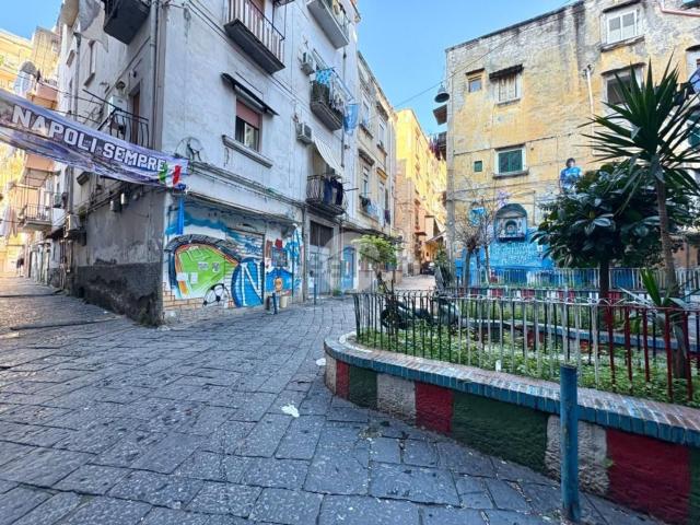 Appartamento in vendita a Municipalità 4, Borgo Sant'antonio Abate