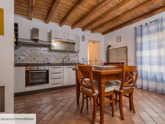 Appartamento in vendita a Capranica, Lazio