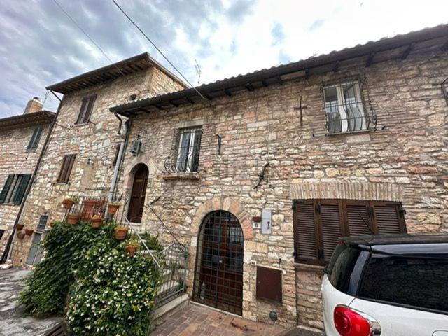 Appartamento in vendita a Assisi, Umbria