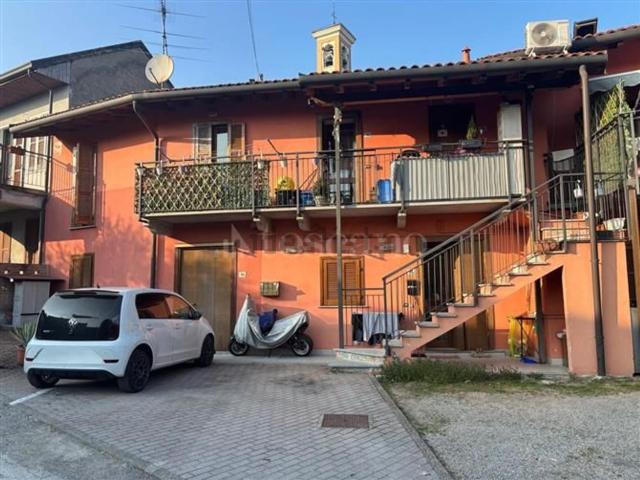 Appartamento in vendita a Sesona, Vergiate
