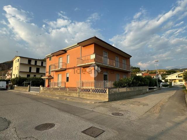 Appartamento in vendita a Marinella, Calabria