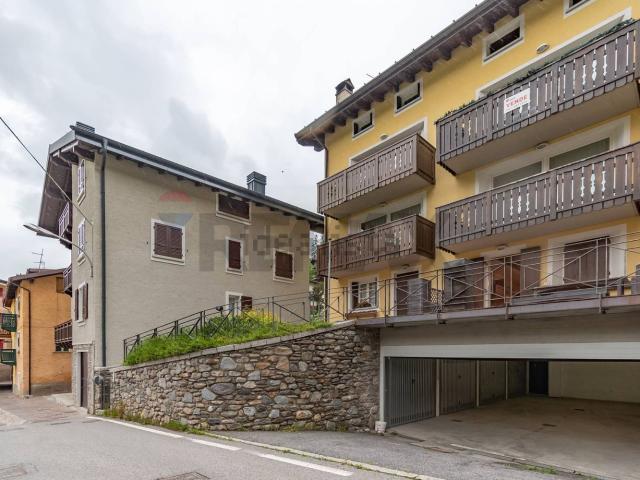 Appartamento in vendita a Zoanno, Ponte di Legno