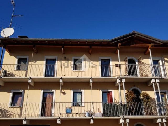 Appartamento in vendita a Divignano, Novara