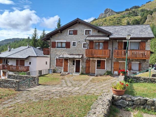 Appartamento in vendita a Santo Stefano D'aveto, Liguria