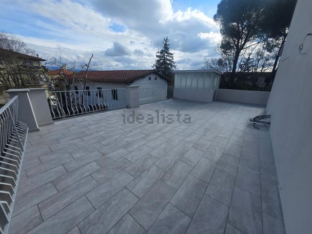 Appartamento in vendita a Signa, Toscana