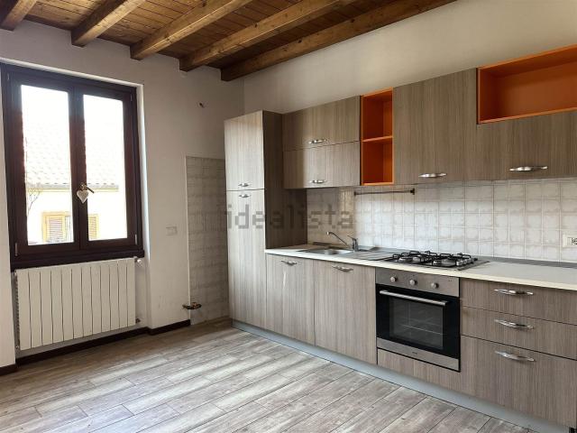 Appartamento in vendita a Barnasc, Tradate