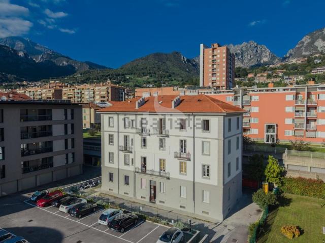Attico in vendita a Acquate, Lecco