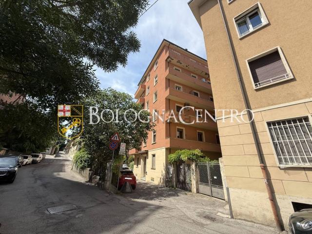 Appartamento in vendita a Santo Stefano, Bologna
