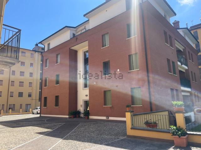 Appartamento in vendita a Cremona, Lombardia