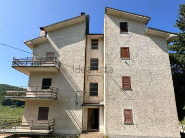 Appartamento in vendita a Marsia, Tagliacozzo