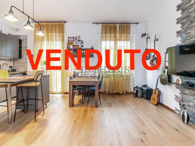 Appartamento in vendita a Dugana, Desio