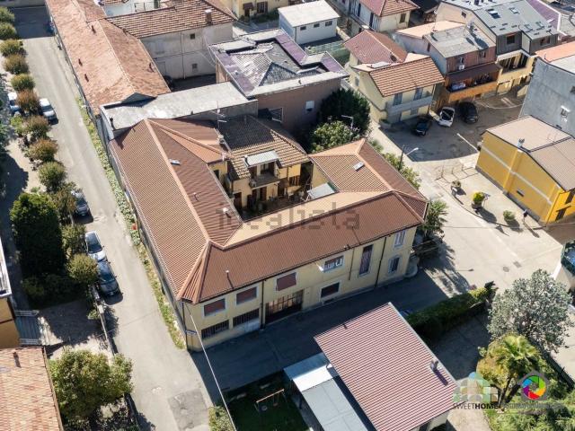 Appartamento in vendita a Cabiate, Lombardia