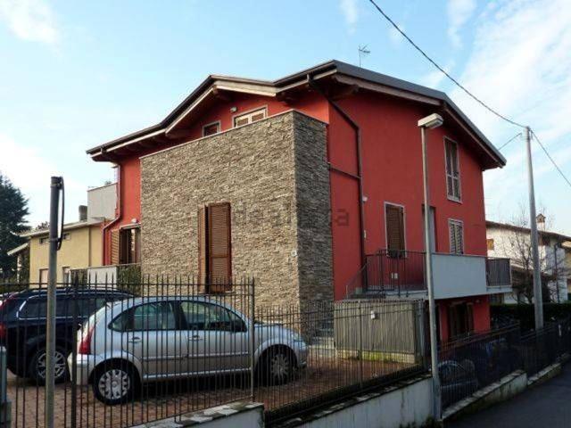 Appartamento in vendita a Paderno, Seriate