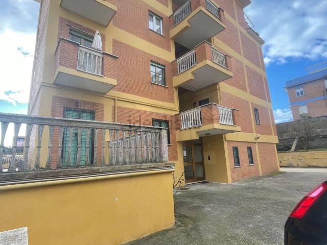 Appartamento in vendita a Laurentum, Roma Capitale