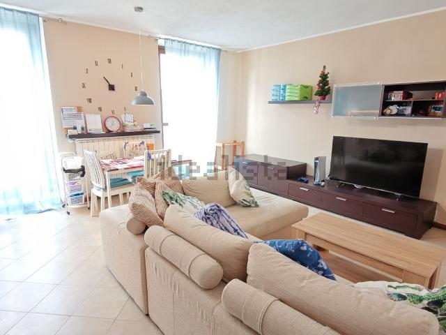 Appartamento in vendita a Cislago, Lombardia