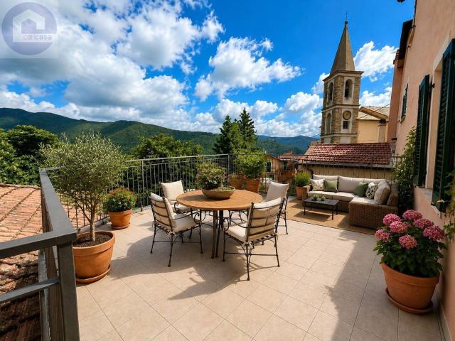 Appartamento in vendita a Prelà, Liguria